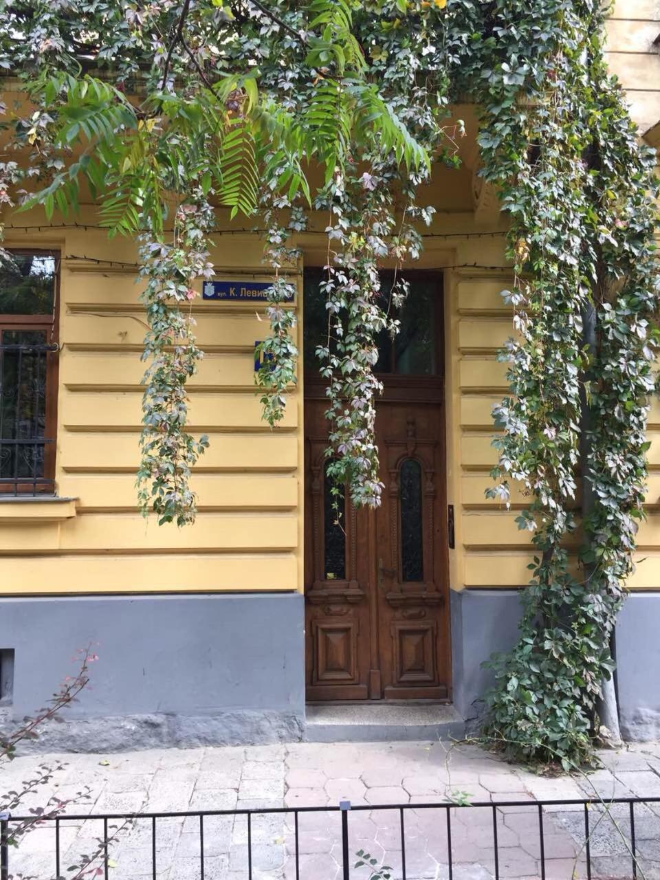 LUX APARTAMENT на Левицького Львов Экстерьер фото