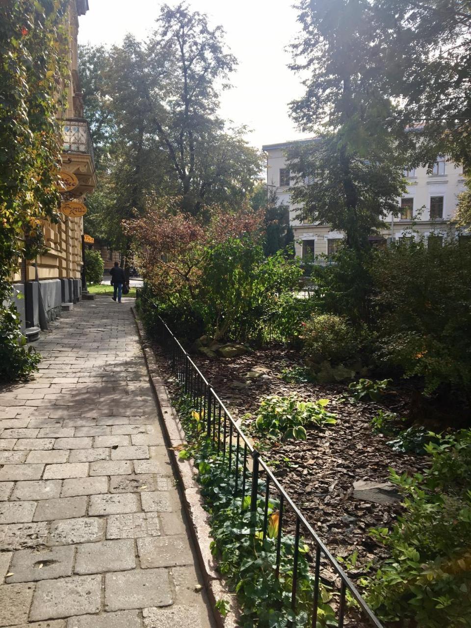LUX APARTAMENT на Левицького Львов Экстерьер фото