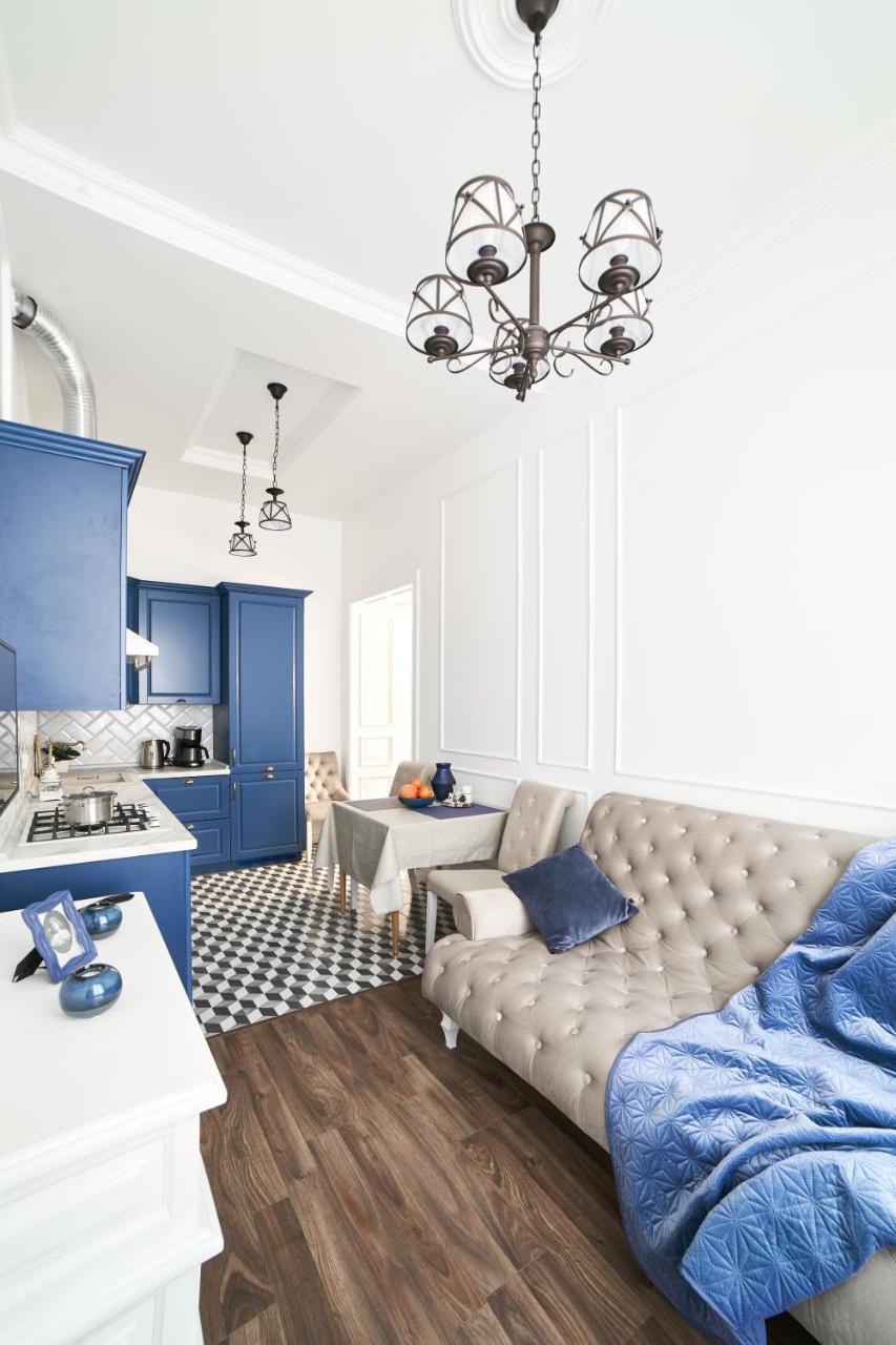 LUX APARTAMENT на Левицького Львов Экстерьер фото