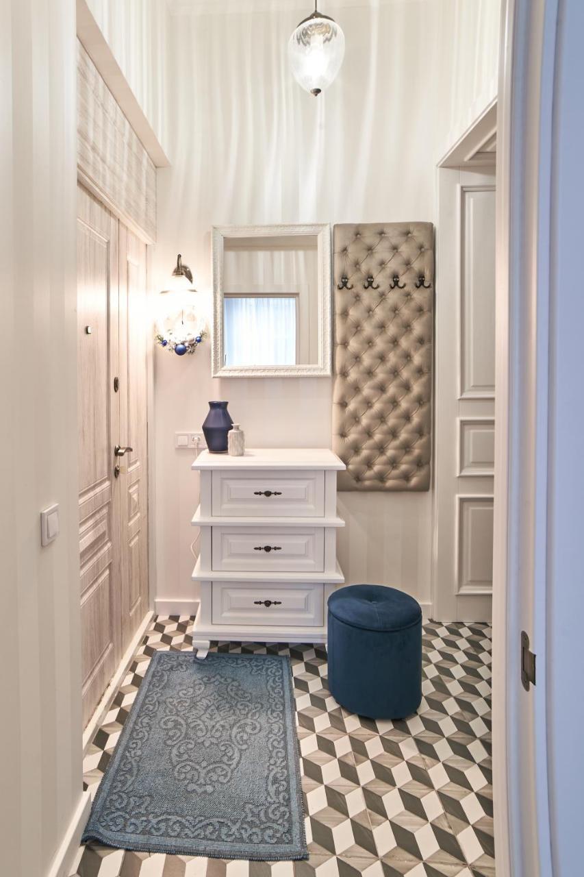 LUX APARTAMENT на Левицького Львов Экстерьер фото